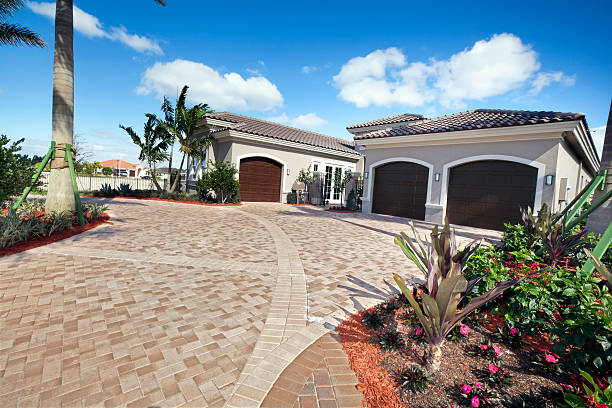 Best Interlocking Driveway Pavers  in Emerald Bay, TX